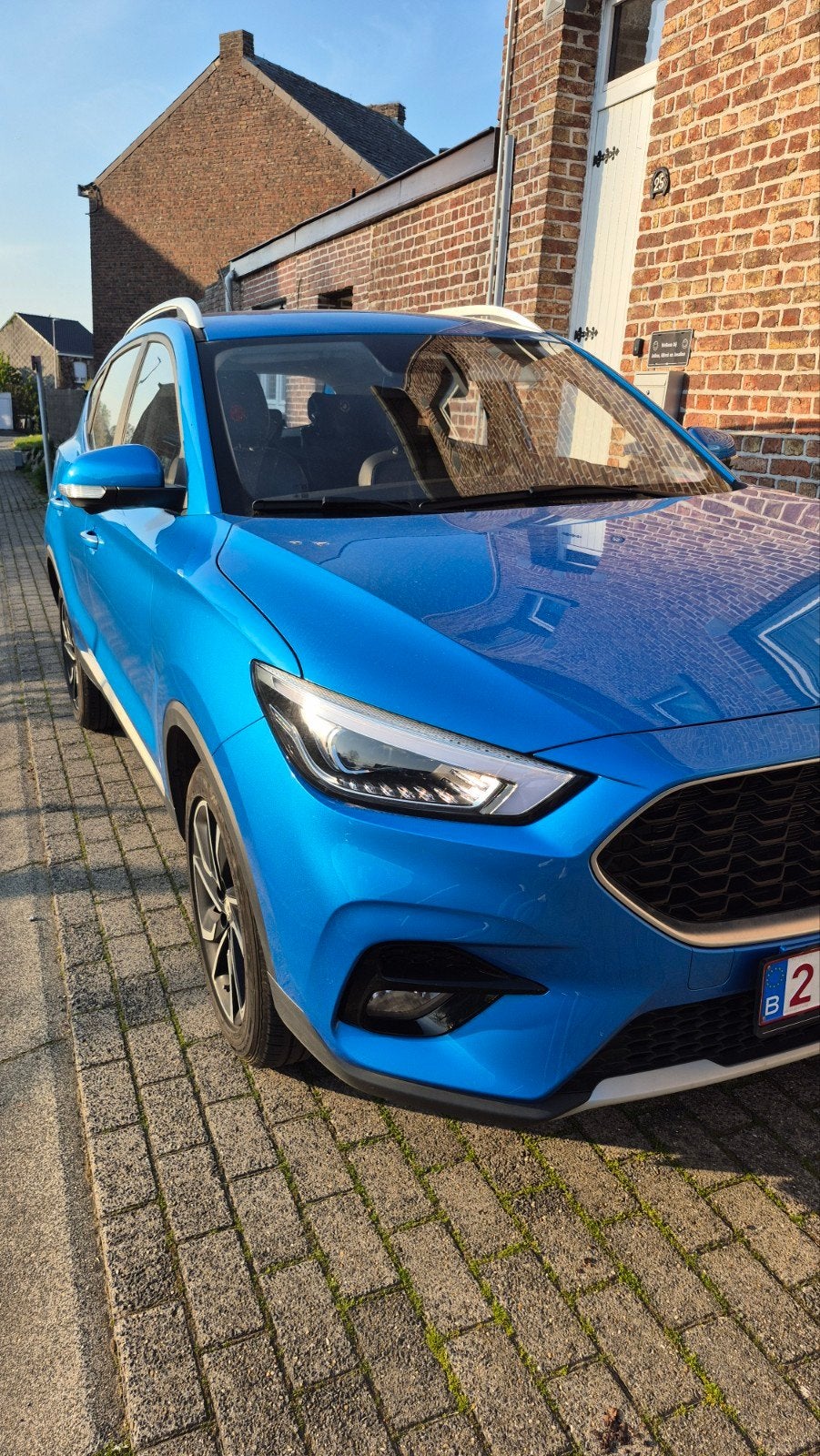 Mg zs luxury Benzine 1 jaar oud, Autos, Achat, ZS, Caméra 360°, Particulier