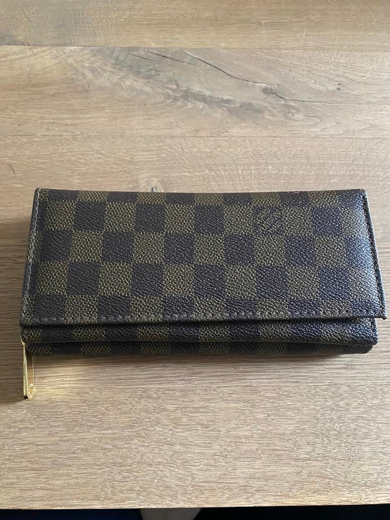 Portefeuille Louis Vuiton, Bijoux, Sacs & Beauté, Porte-monnaie & Portefeuilles, Enlèvement ou Envoi, Comme neuf, Brun