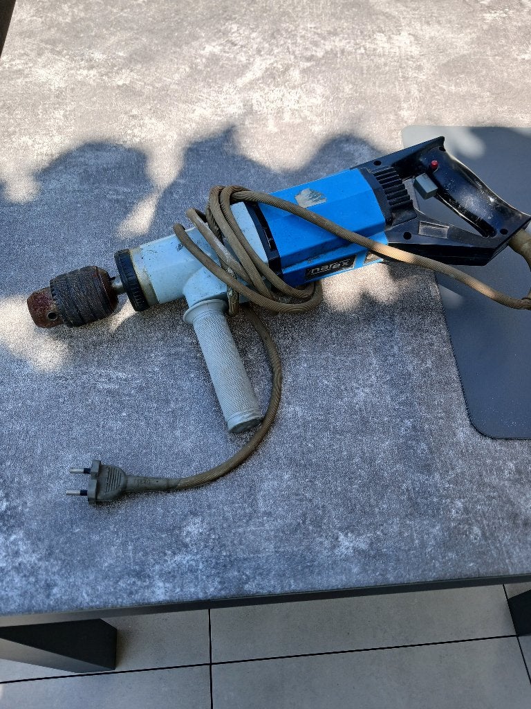 Boormachine, Doe-het-zelf en Bouw, Gereedschap | Boormachines, Ophalen, Gebruikt, Boormachine