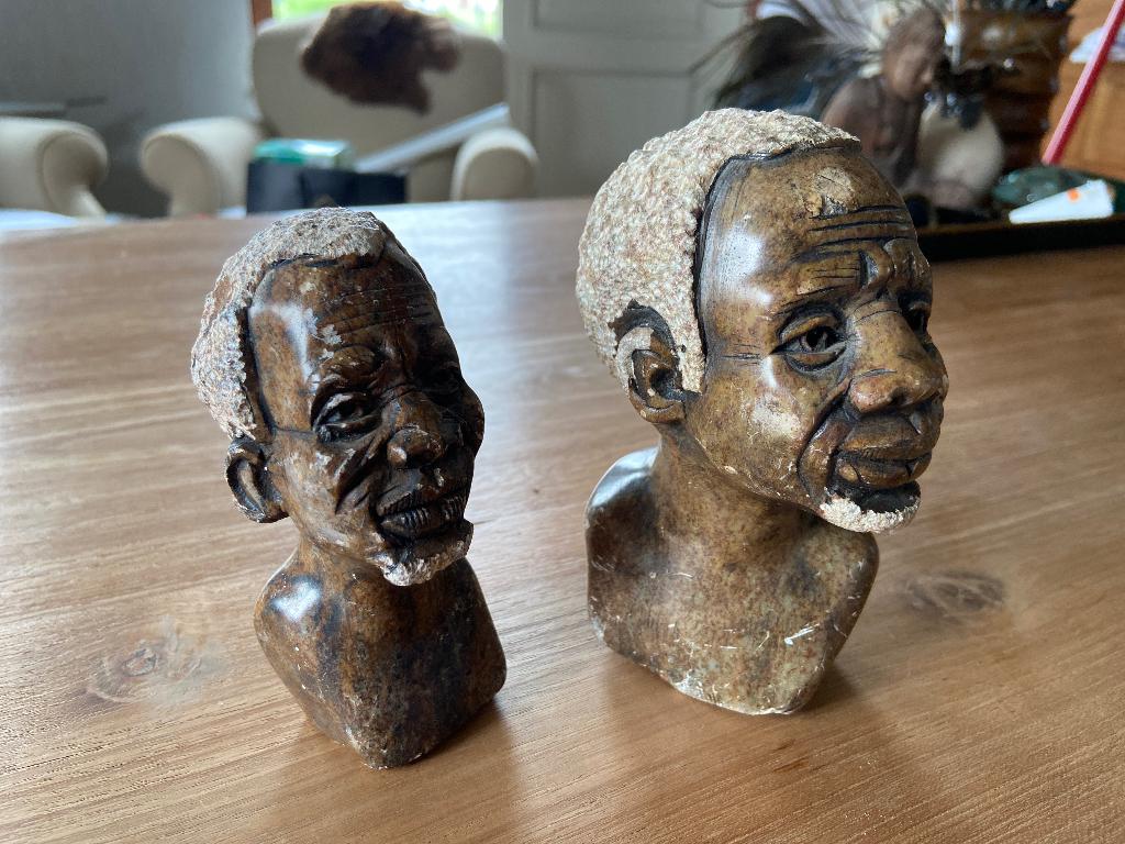 Bustes speksteen, Ophalen, Buste, Handgemaakt, Steen of Keramiek