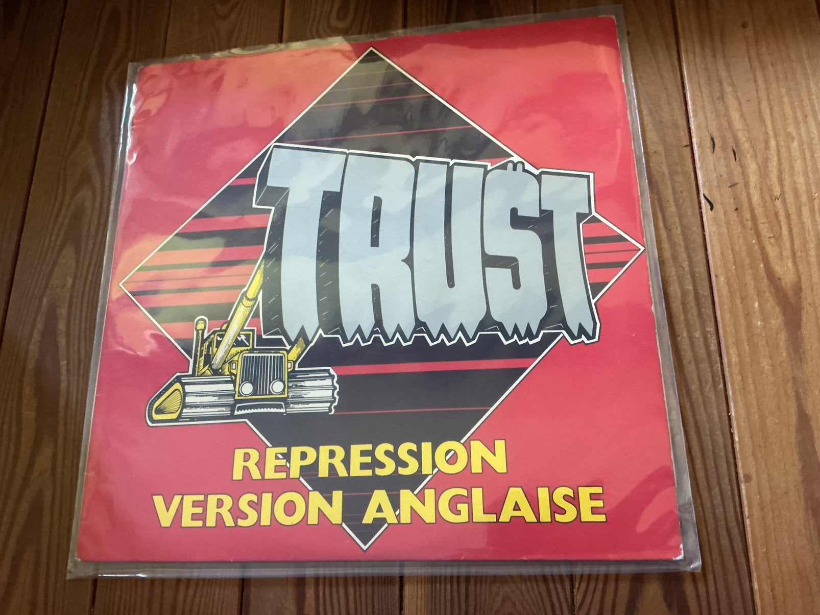 LP Trust - Repression - version Anglaise, Ophalen of Verzenden, Gebruikt