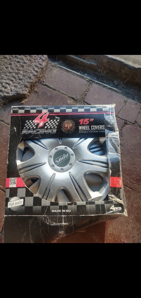 Nieuw 4-Delige Wieldoppenset Opus 15-inch zilver, Auto diversen, Wieldoppen, Nieuw, Ophalen