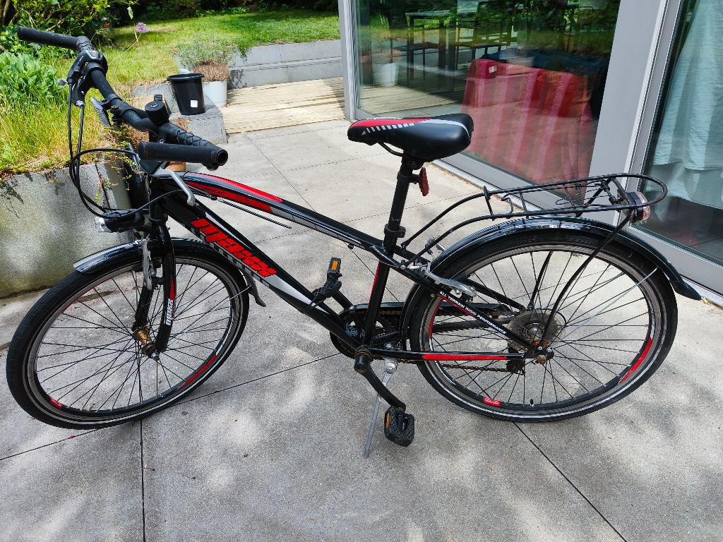 Mountainbike rood/zwart kind, Fietsen en Brommers, Fietsen | Mountainbikes en ATB, Ophalen, Gebruikt, Heren