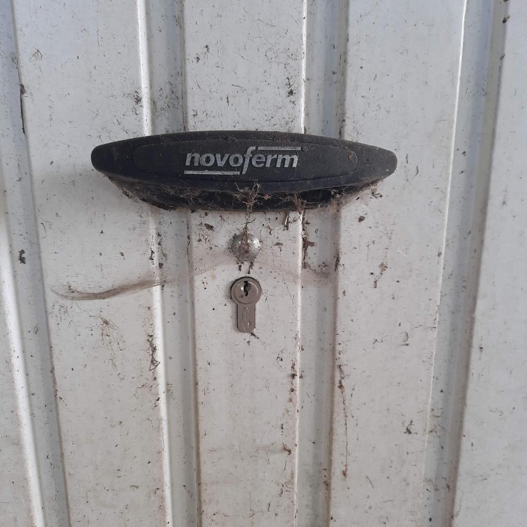 poort voor garage, Province d'Anvers