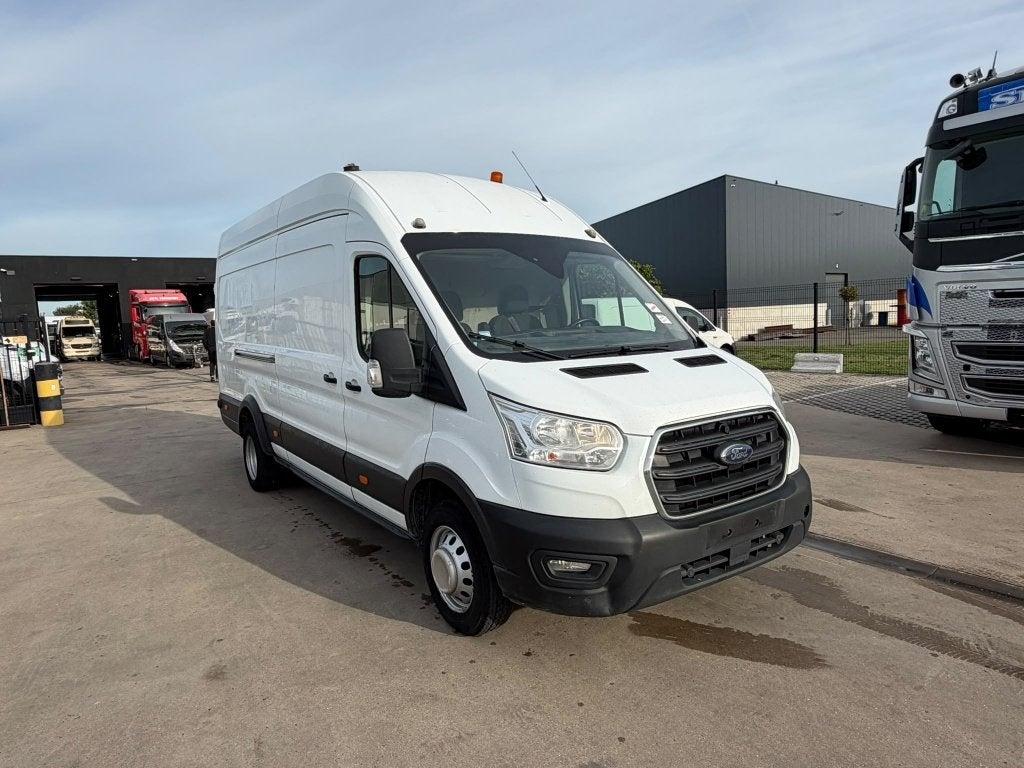 Ford Transit (Stock ID 57364)