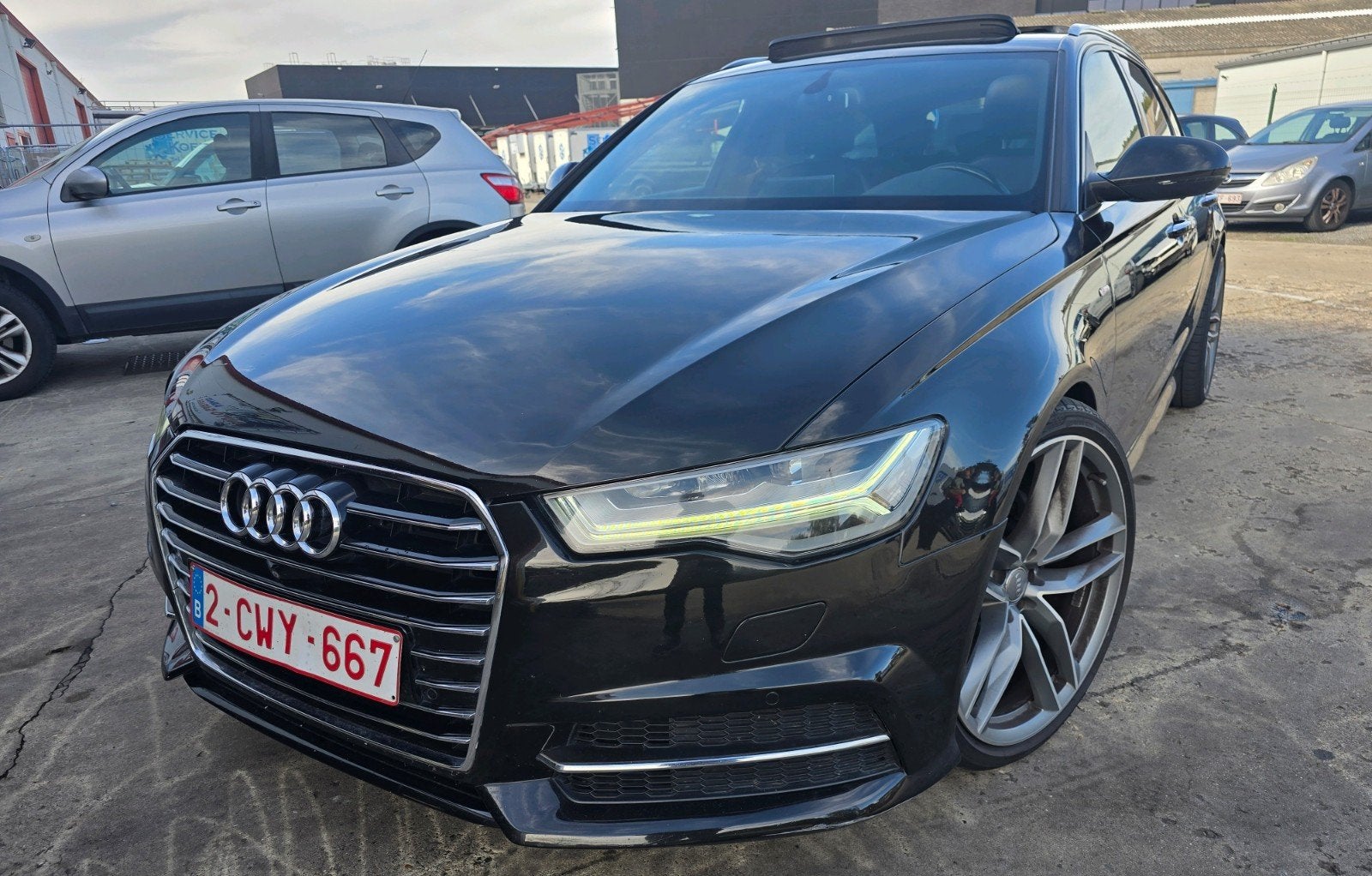 AUDI A6 AVANT 2.0 TDI ULTRA S LINE
Beschrijving
AUDI, Auto's, Cruise Control, Zwart, 5 deurs, Particulier