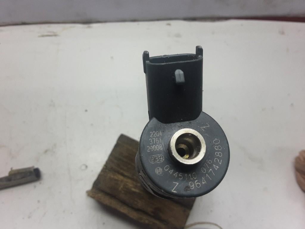 INJECTEUR Citroën Xsara Picasso (CH) (044511076), Citroën, Mevr. I. Hauben, Utilisé, Rue de l'Espoir 34 34
4030  GRIVEGNÉE, BE