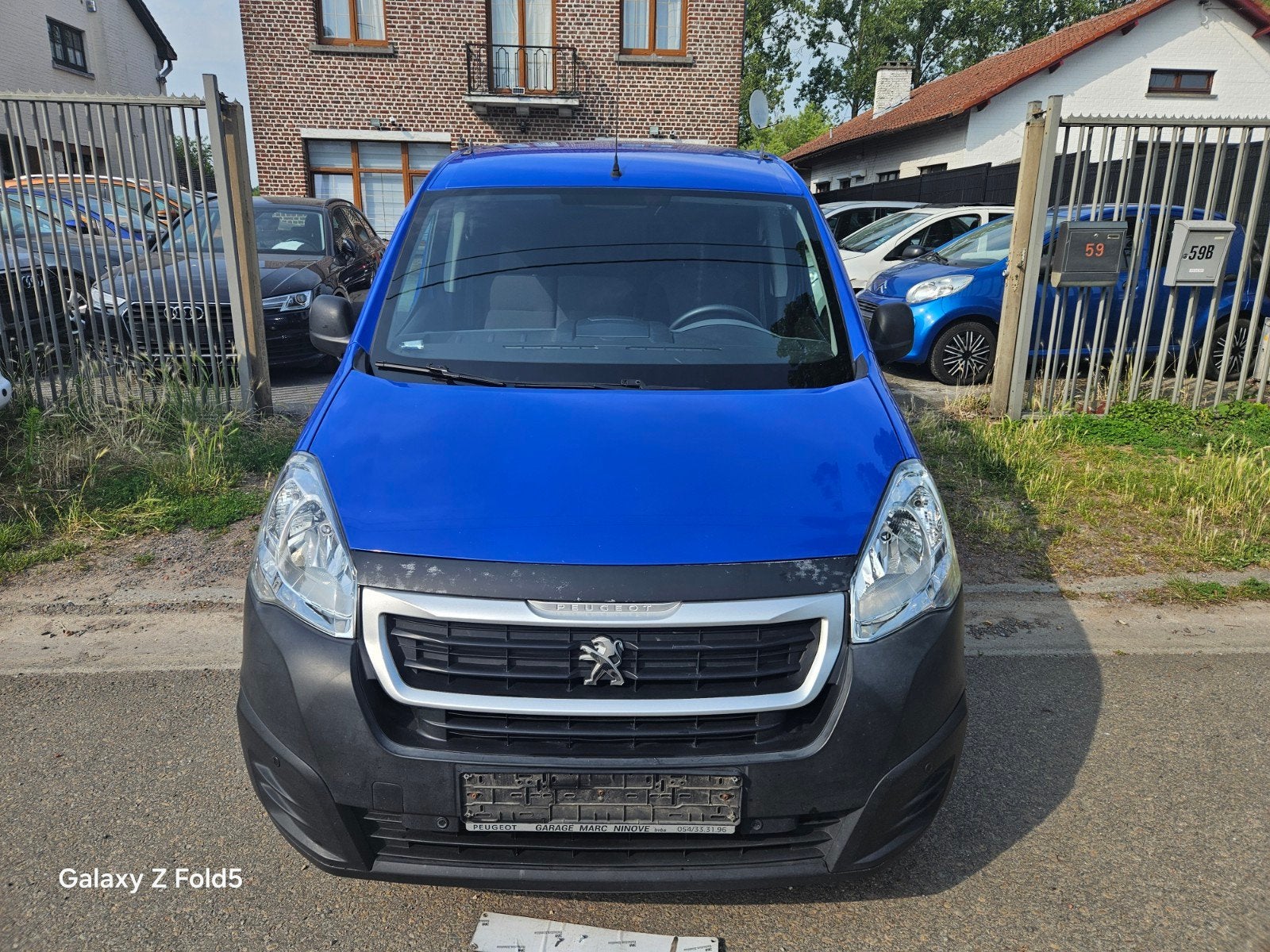 Peugeot partner  1.6 hdi, 4 deurs, Stof, Euro 6, 4 cilinders