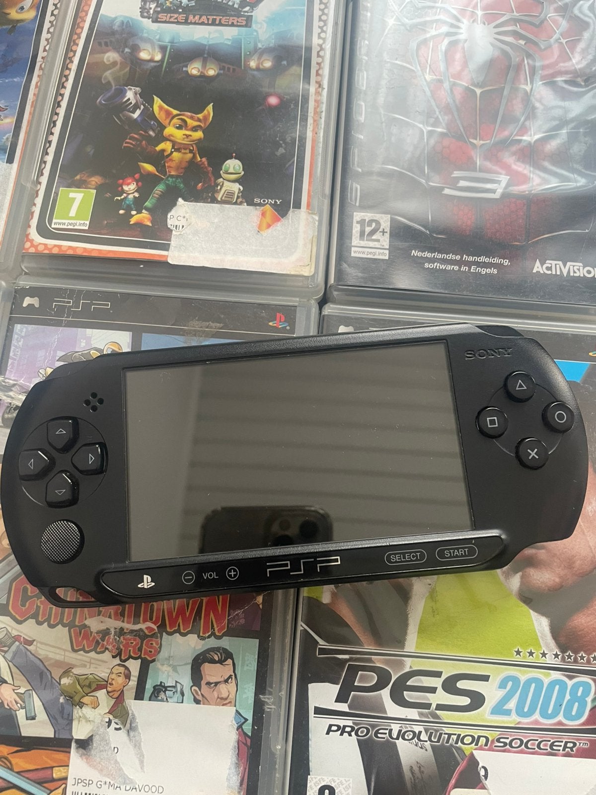 Psp met veel spelletjes erbij werkt nog goed, Games en Spelcomputers, Spelcomputers | Sony PSP, Ophalen, Zwart, PSP, Gebruikt