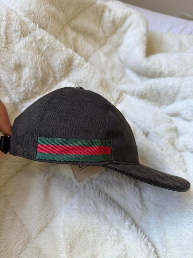 Gucci pet zwarte maat medium, Ophalen, Zo goed als nieuw, 57 cm (M, 7⅛ inch) of minder, Pet