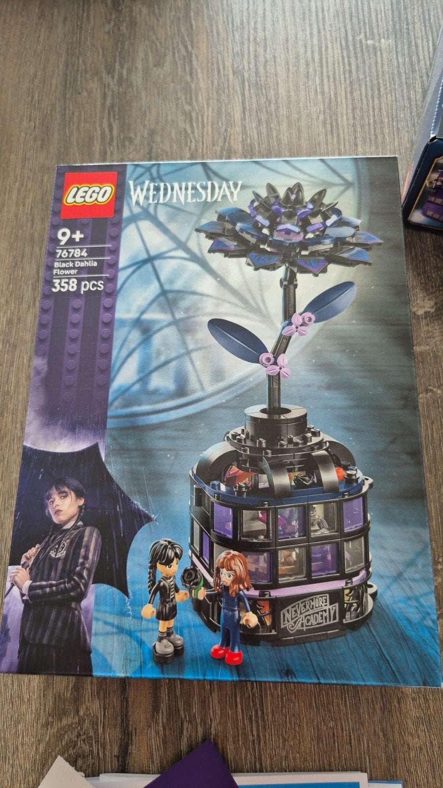 Wednesday Black Dahlia Flower, Kinderen en Baby's, Ophalen, Overige thema's, Lego, Zo goed als nieuw