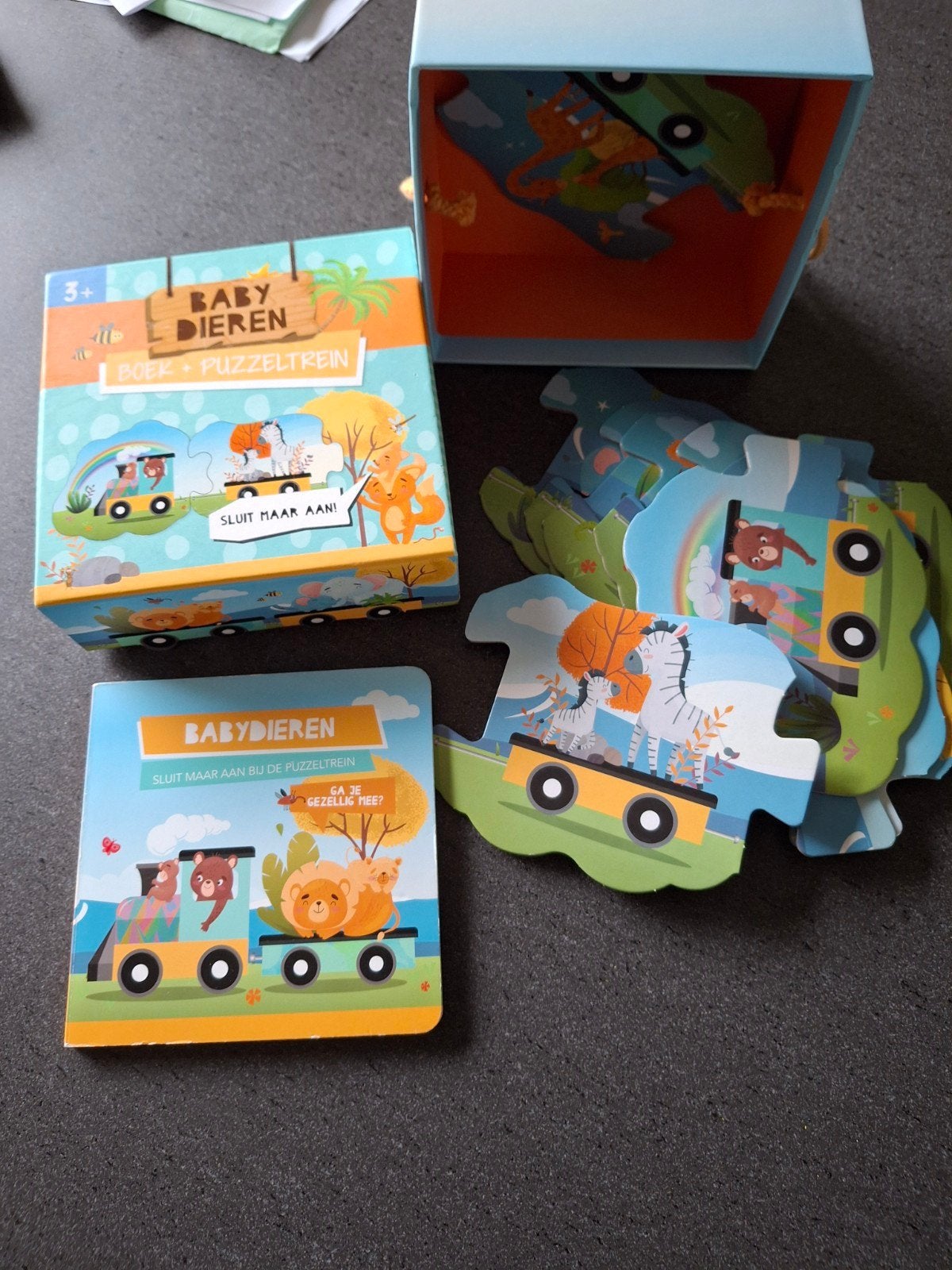 Puzzle, train et livret, Livres, Livres pour enfants | Jeunesse | Moins de 10 ans, Enlèvement