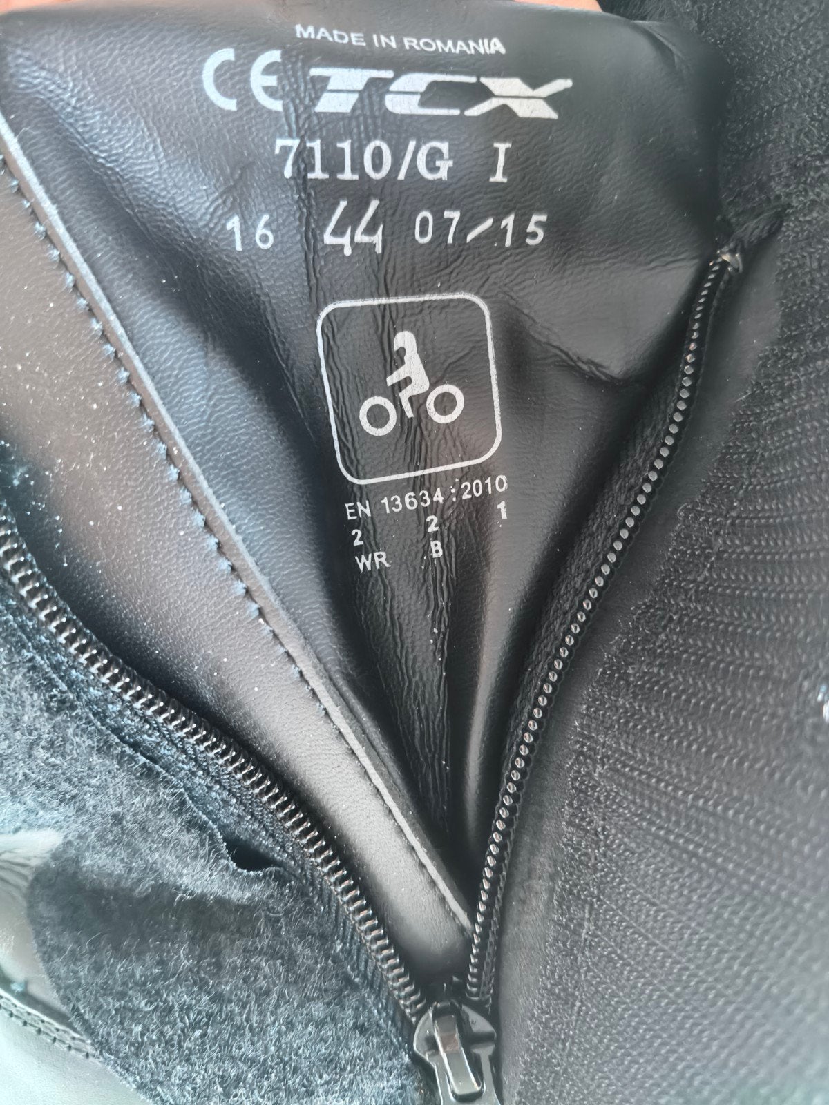 maat 44 lederen motorfiets botten, Ophalen