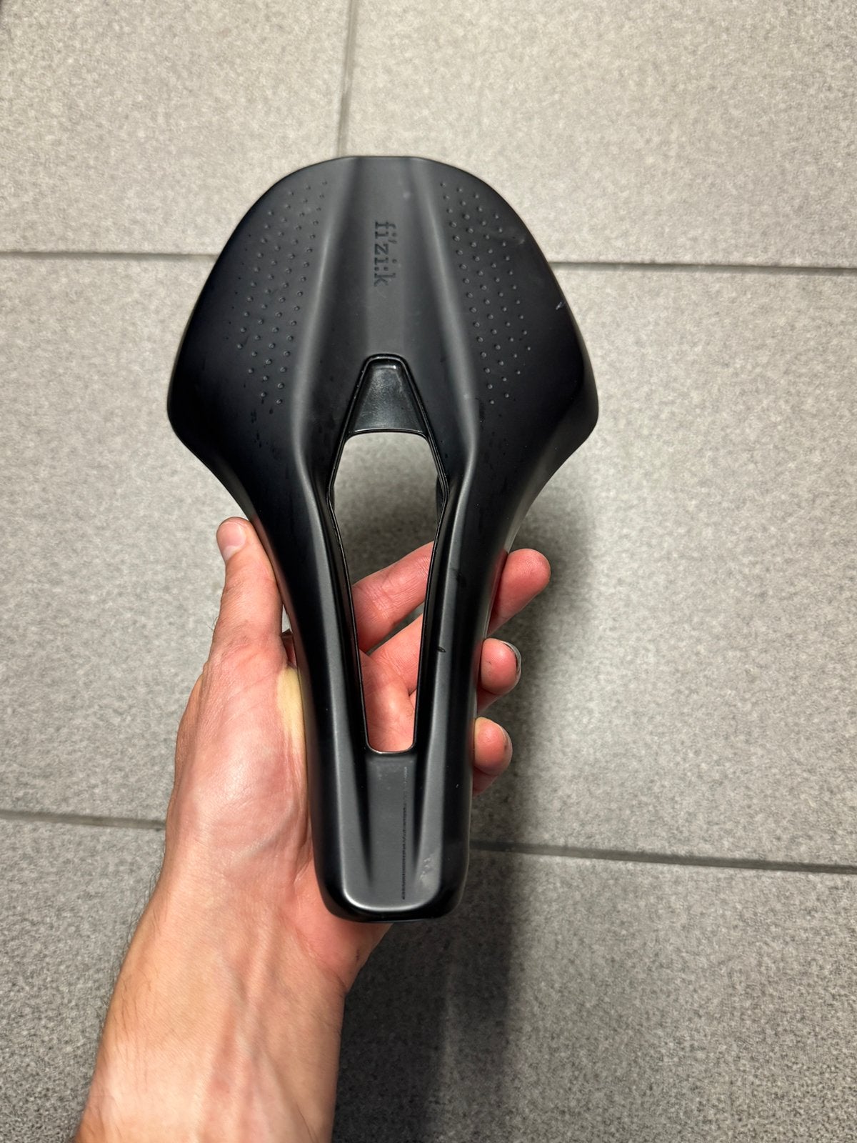 Selle de vélo Fizik Tempo Argo R3 - 150 mm, Enlèvement ou Envoi, Comme neuf, Selle