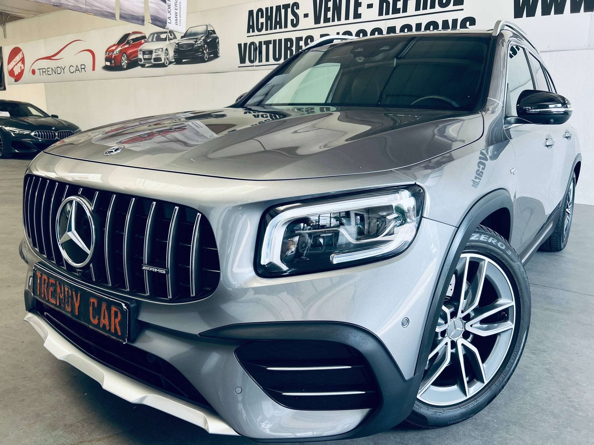 Mercedes-Benz GLB 35 AMG 4-Matic+NAVI+PANO+CAM 360+CARNET+, Automaat, Gebruikt, 5 zetels, SUV of Terreinwagen