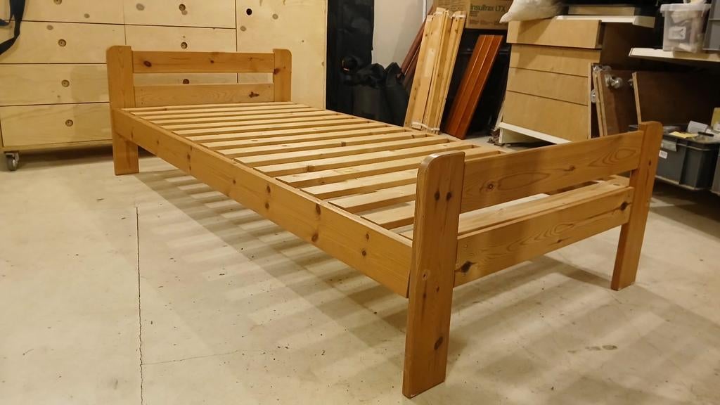 2x bedje ikea 100% hout, Ophalen