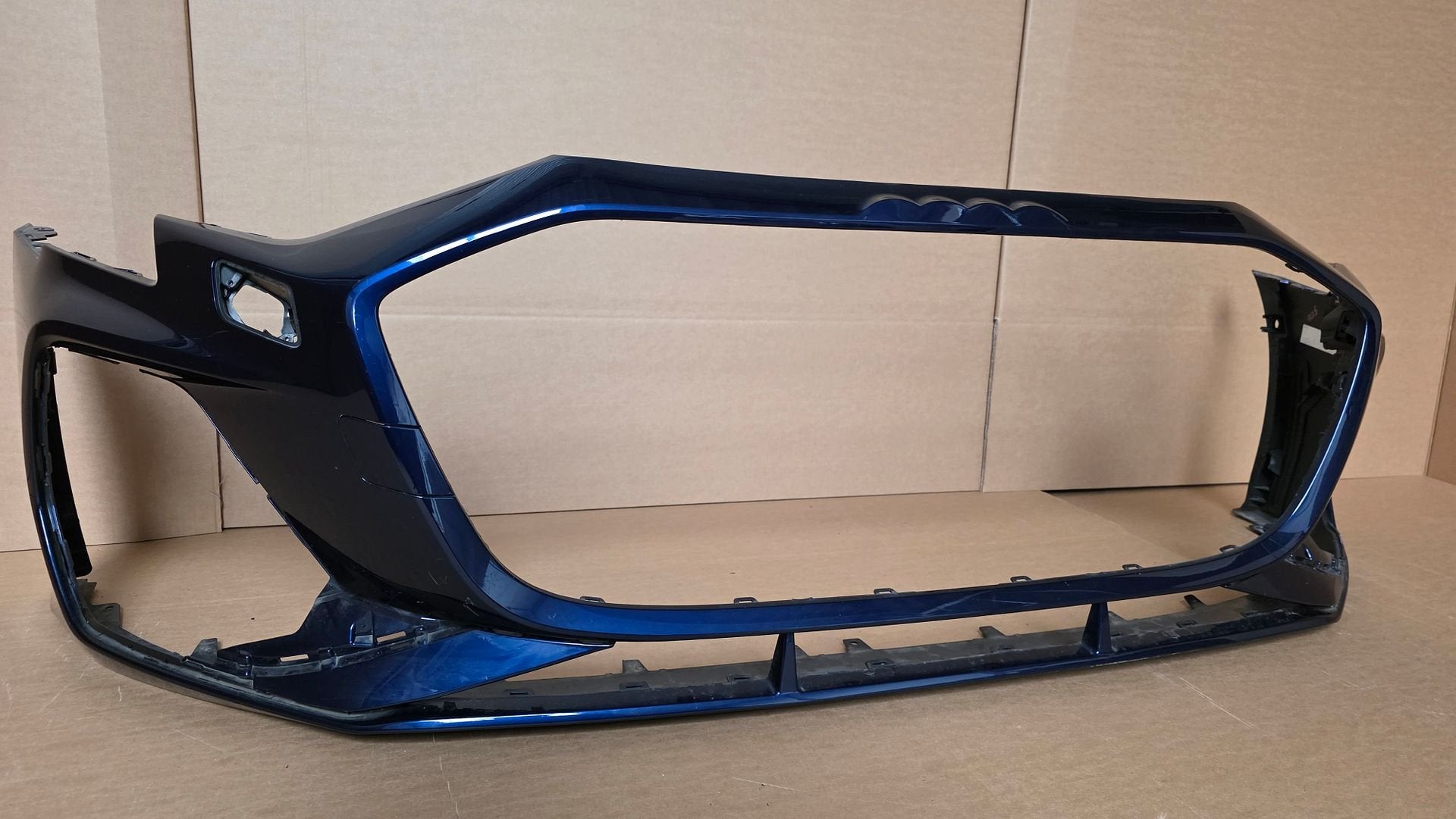 Voorbumper Audi A3 8Y FACELIFT S-Line S3 8Y0807065G bj.2025-, Auto-onderdelen, Gebruikt, -, Voor, Ophalen of Verzenden