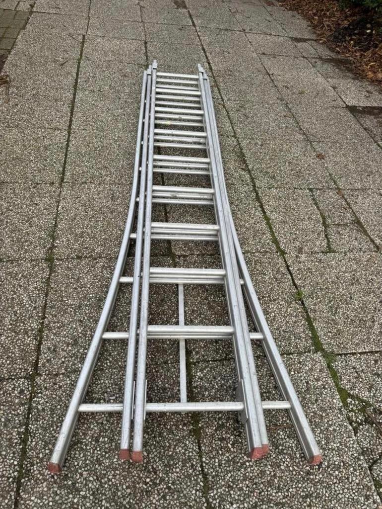 Aluminium lader TE HUUR, Ophalen, Zo goed als nieuw