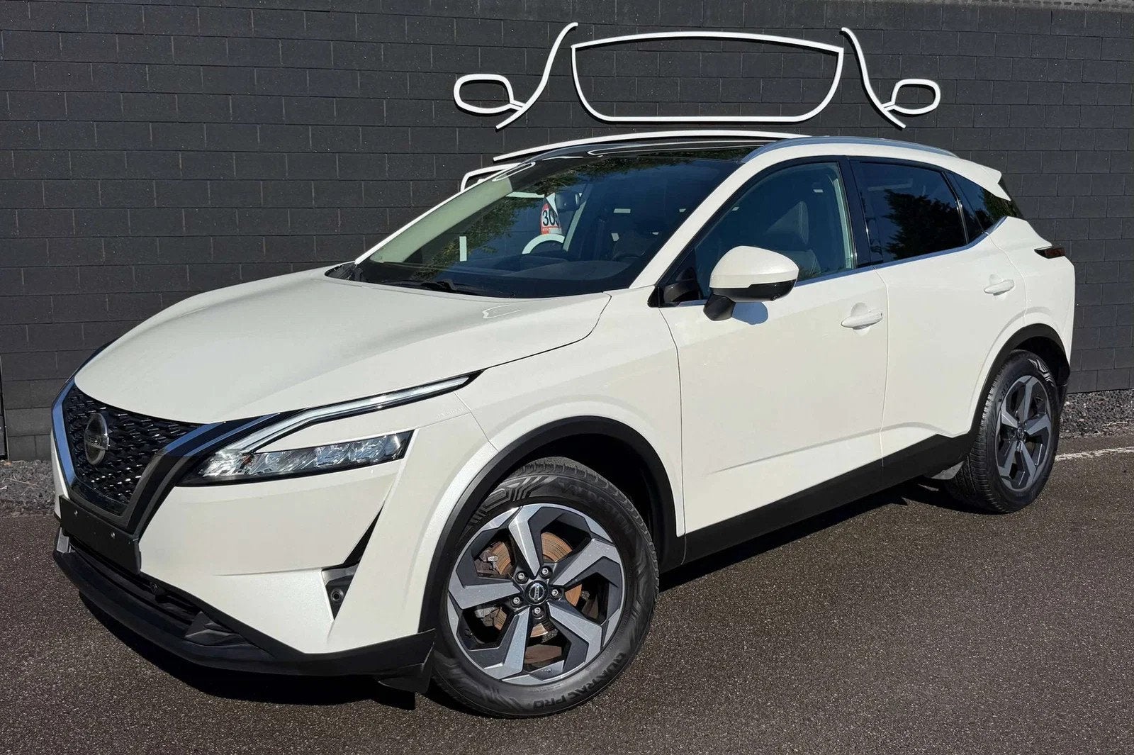 Nissan QASHQAI 1.3 DIG-T+FACELIFT+AIRCO+NAVI+CAMERA 360+JANT, Autos, 1332 cm³, Achat, Euro 6, Entreprise