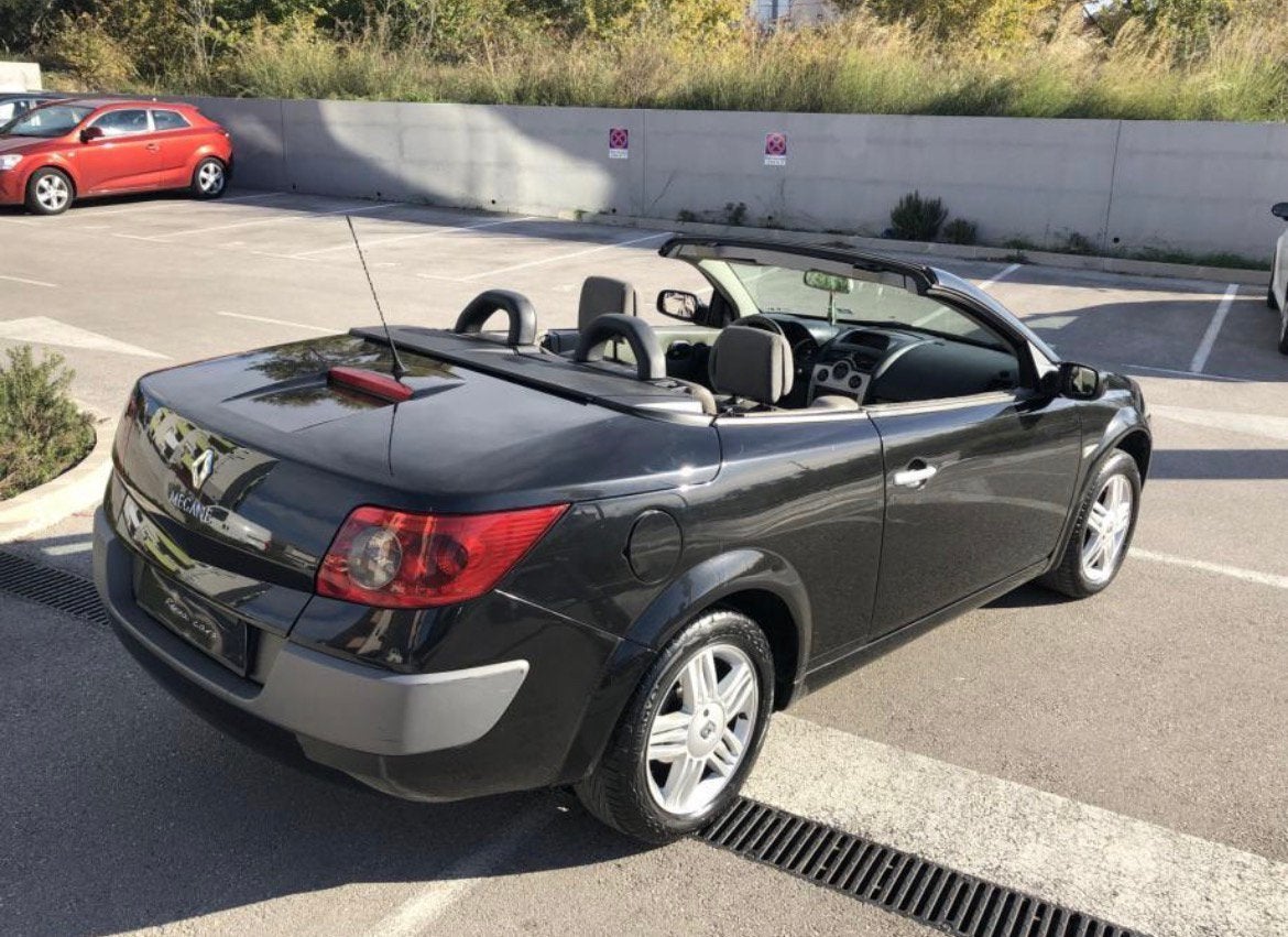 Renault Mégane CC Cabriolet – Boîte automatique – Essence, Autos, 100 kW, Achat, Beige, Cabriolet