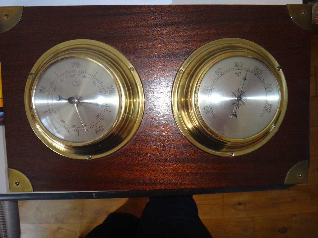 T.K. heel mooi weerstation op houten plaat, Ophalen of Verzenden, Zo goed als nieuw, Weerstation