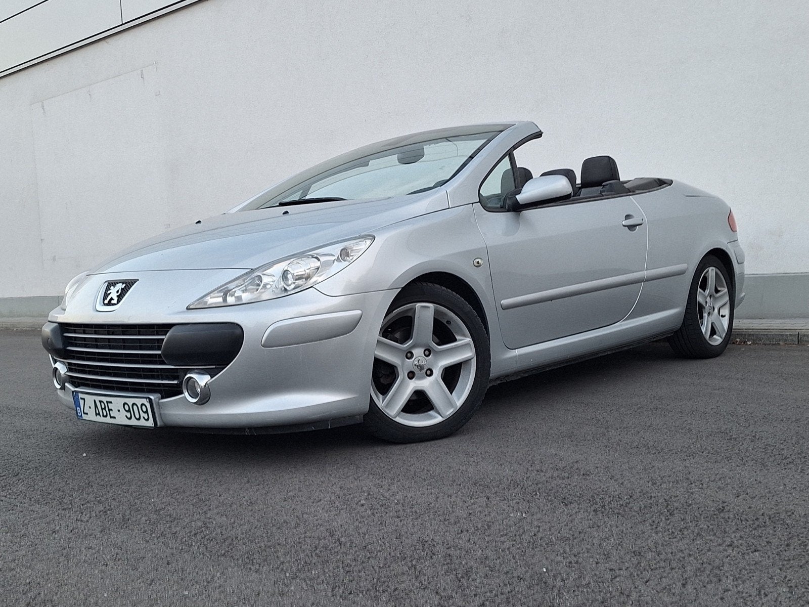 Peugeot 307 Cabrio 1.6i 2007" 210.000km, Entreprise, Essence, Cuir, Air conditionné