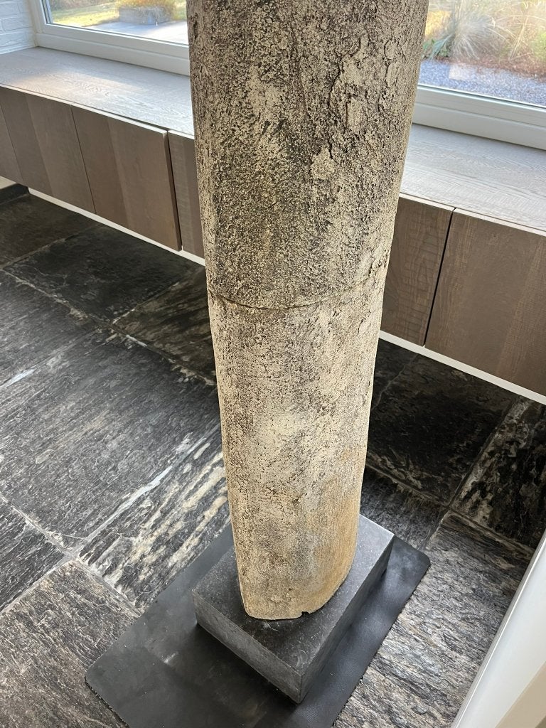 keramieken totem, Antiek en Kunst, Ophalen, 175 cm, Grijs, Beeld