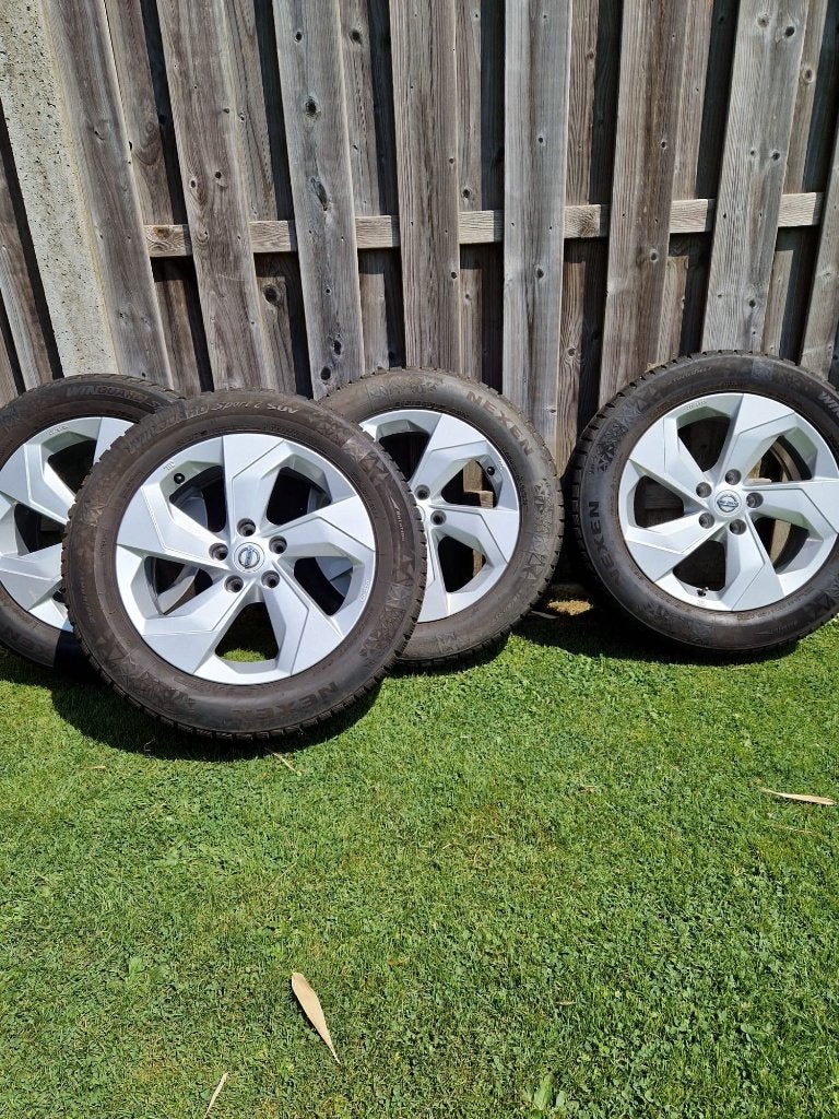 4x originele winterband Nissan Juke 17 inch, Auto-onderdelen, Banden en Velgen, Ophalen, Banden en Velgen, 17 inch, Winterbanden
