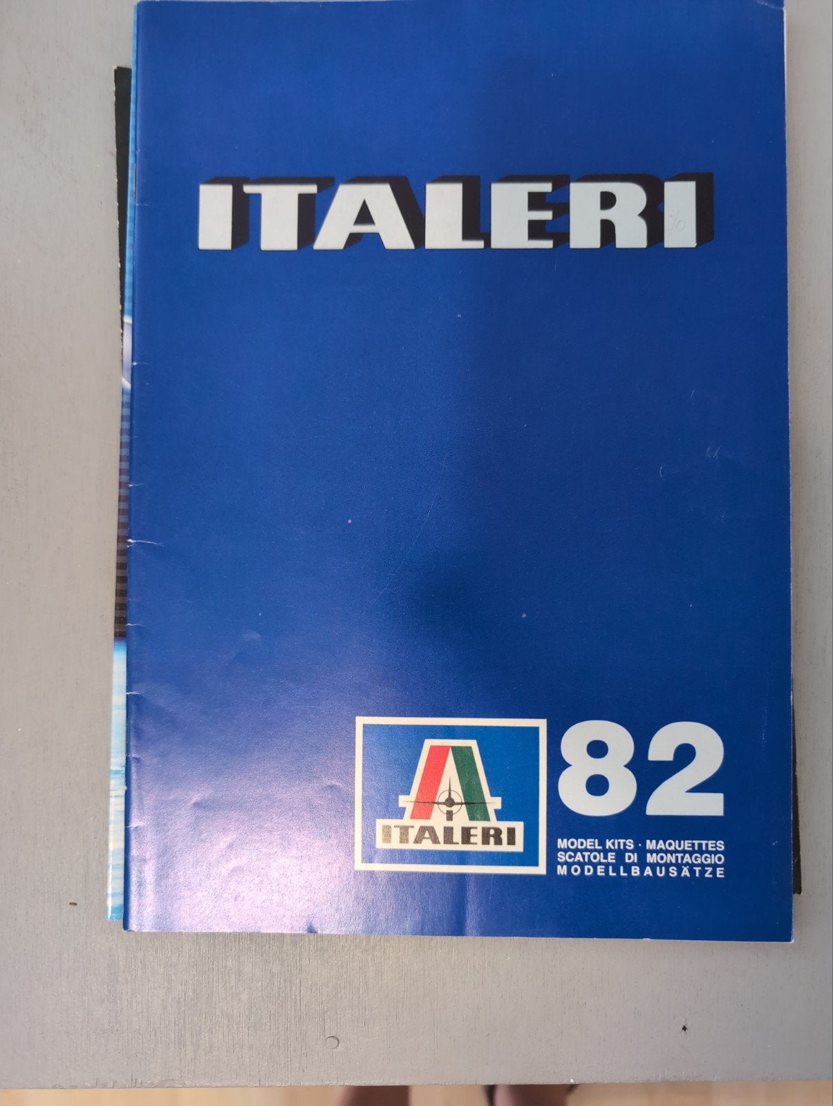 Catalogues maquettes ITALERI, Enlèvement ou Envoi, Utilisé, Italeri