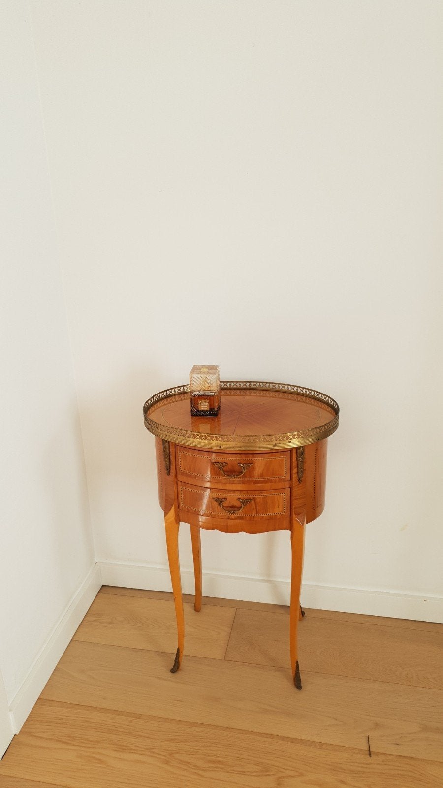 vintage bijzettafel/nachtkastje, Antiek en Kunst, Ophalen