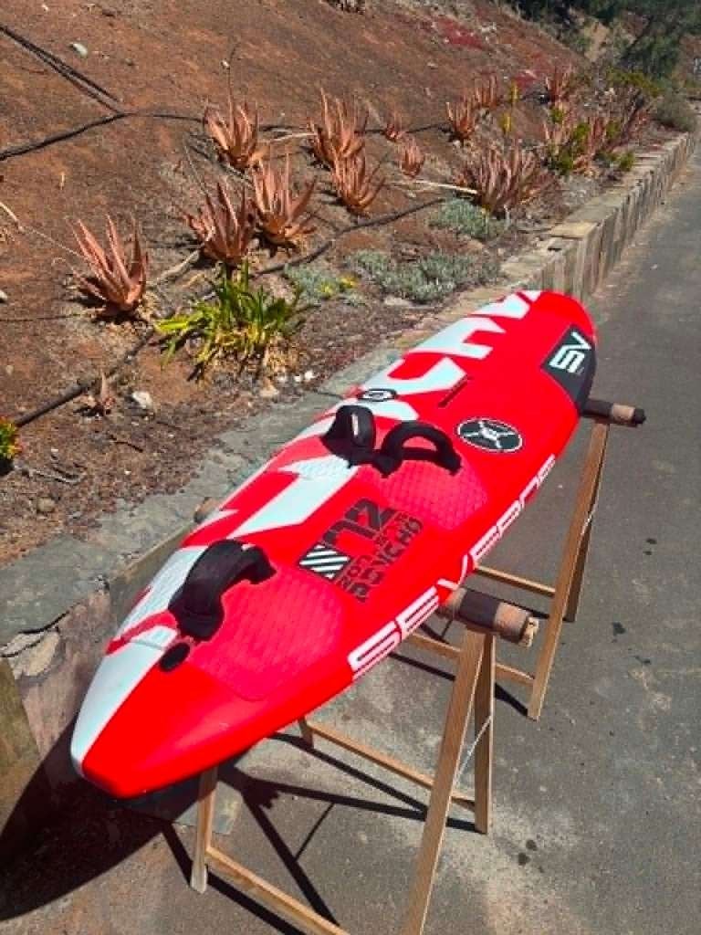 Freestyle board Severne Psycho 2024 72l, Watersport en Boten, Windsurfen, Ophalen, Minder dan 250 cm, Zo goed als nieuw, Severne