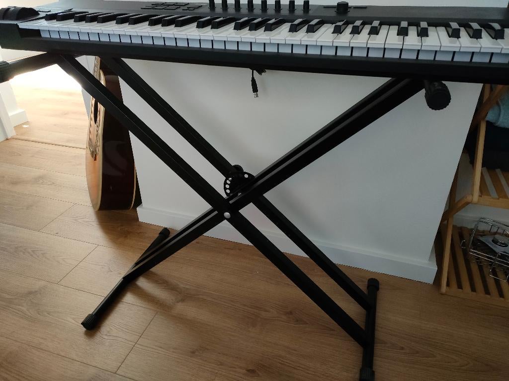 Native Instruments Komplete Kontrol A61, Musique & Instruments, Enlèvement, Comme neuf, 61 touches, Connexion MIDI
