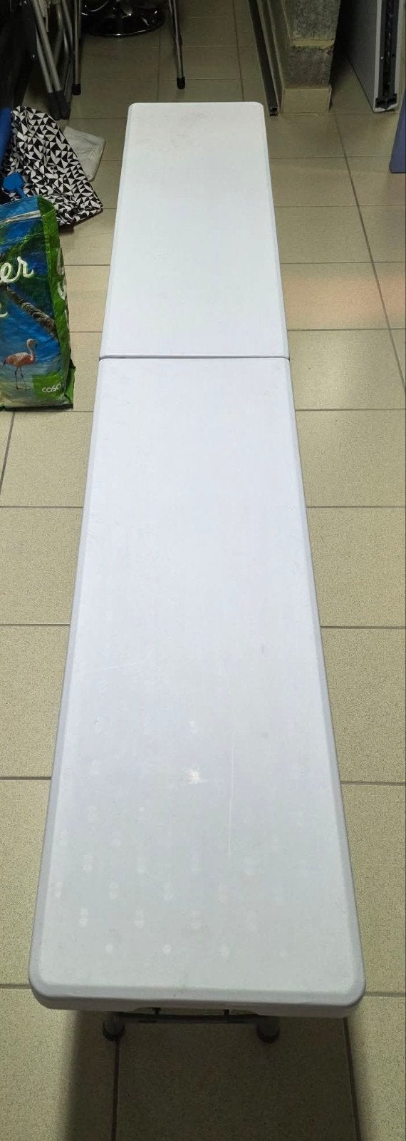 Table et banc pliants en plastique état neuf, Enlèvement, Comme neuf
