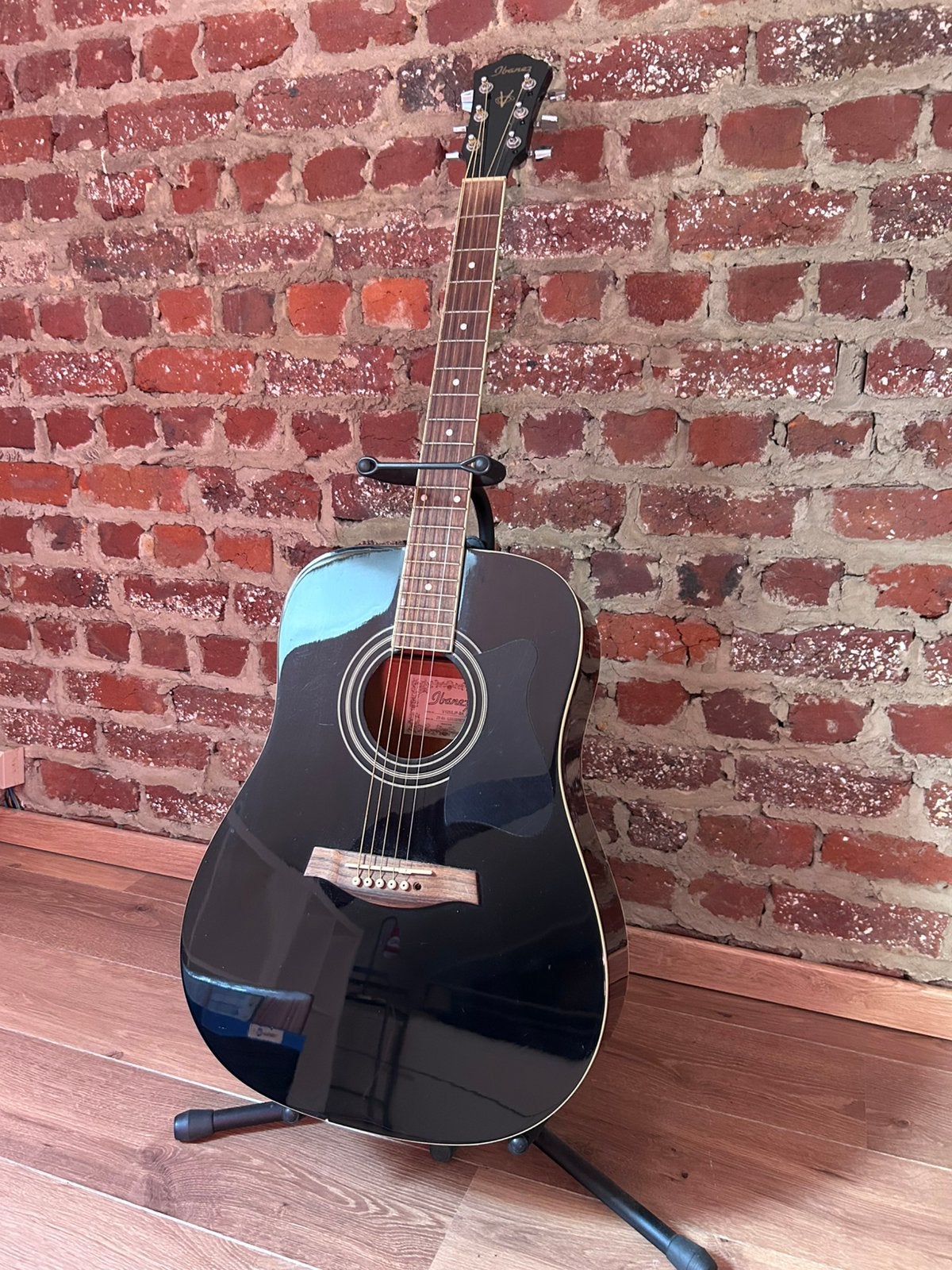 Ibanez V105SJP-BK gitaar, Muziek en Instrumenten, Ophalen, Gebruikt