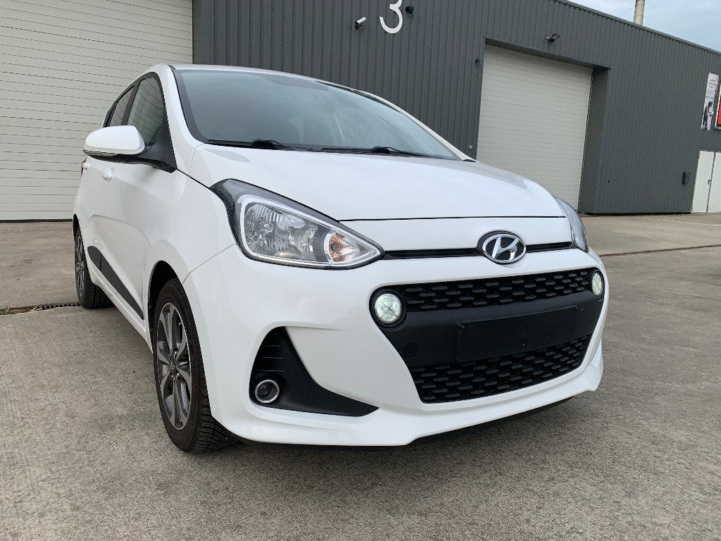 TOPSTAAT!!! HYUNDAI I10 SKY 1.0 BENZINE/AUTOMAAT/NAVI/AIRCO, Dealer onderhouden, Wit, 5 zetels, 5 deurs