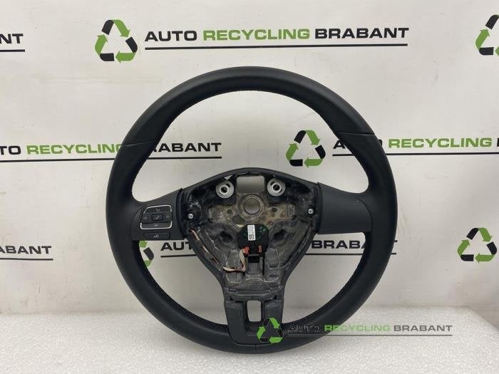 Volant d'un Volkswagen Jetta, -, 3 mois de garantie, Utilisé, -