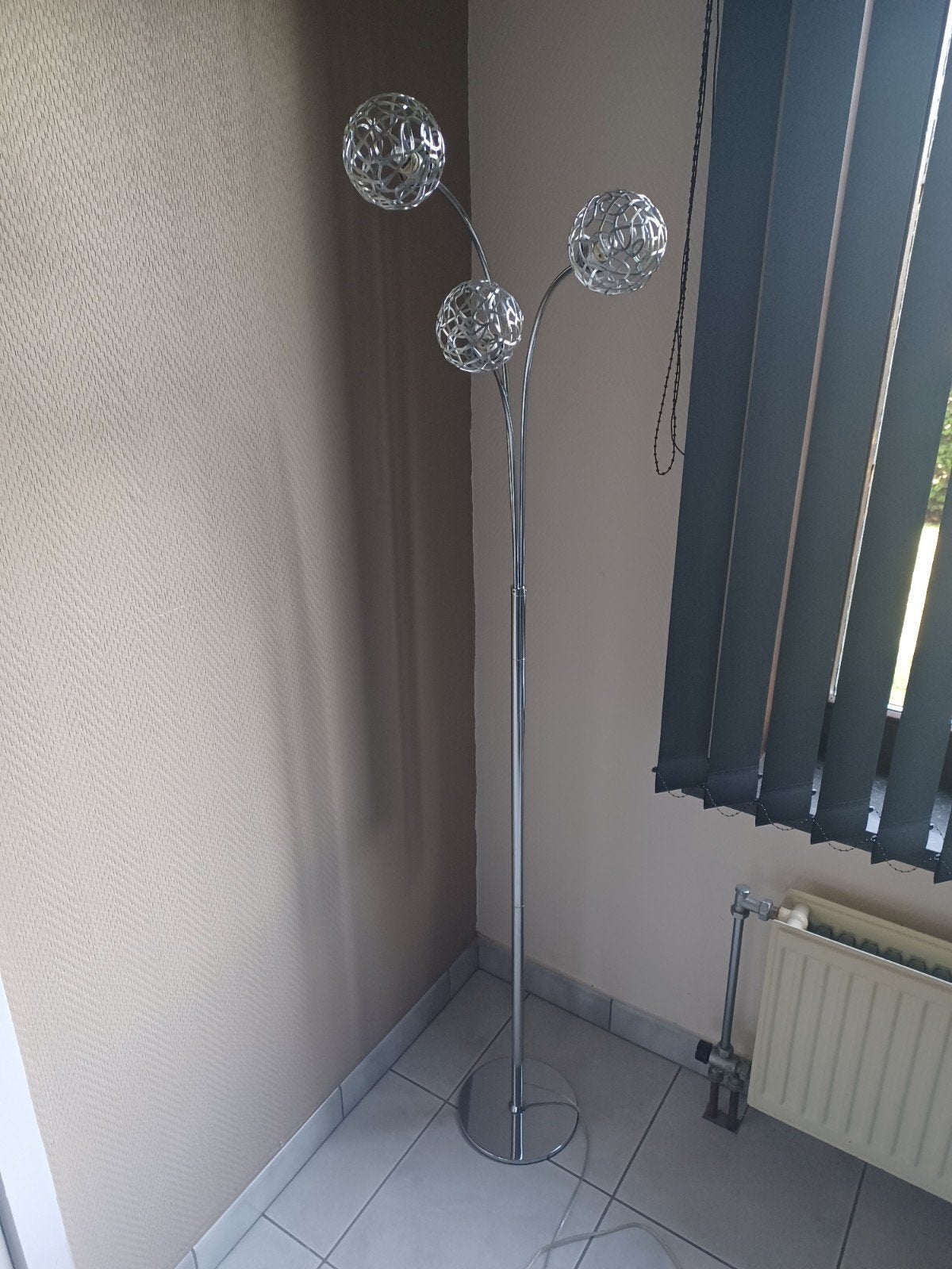 Staande lamp/ vloerlamp, Huis en Inrichting, Woonaccessoires | Kapstokken, Ophalen