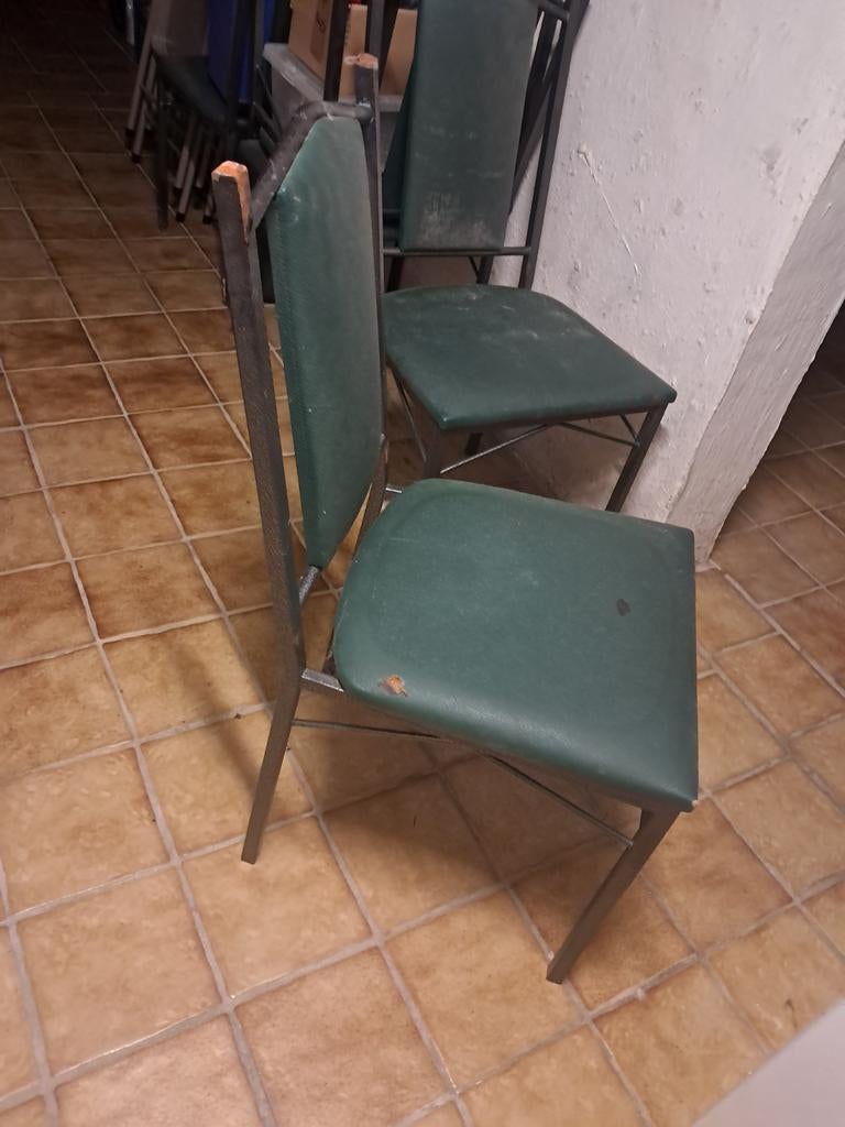 Keukenstoelen uit staal., Ophalen