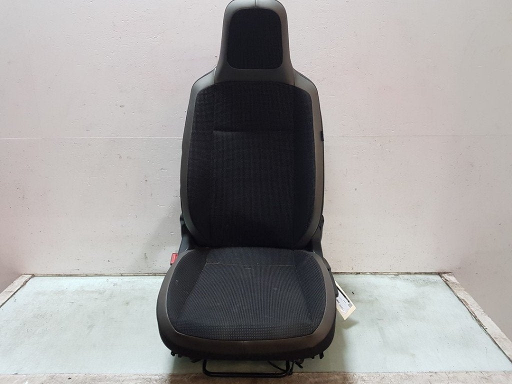 SIEGE AVANT GAUCHE ( CONDUCTEUR ) Volkswagen Up! (121), Autos : Pièces & Accessoires, Habitacle & Garnissage, Dhr. J. Ham, Volkswagen