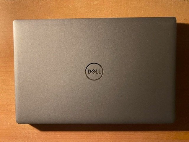 DELL Latitude 5520 - Processeur Intel Core i7, 256 GB, 3 à 4 Ghz, Utilisé, SSD