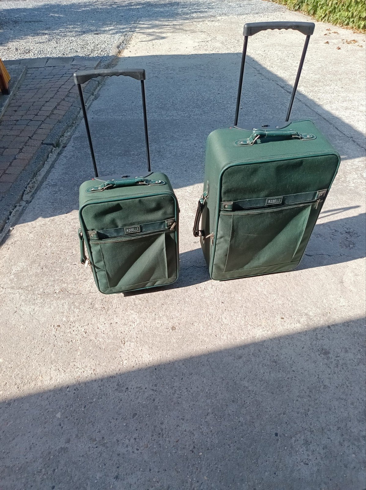 Rodelle kofferset te koop, Ophalen
