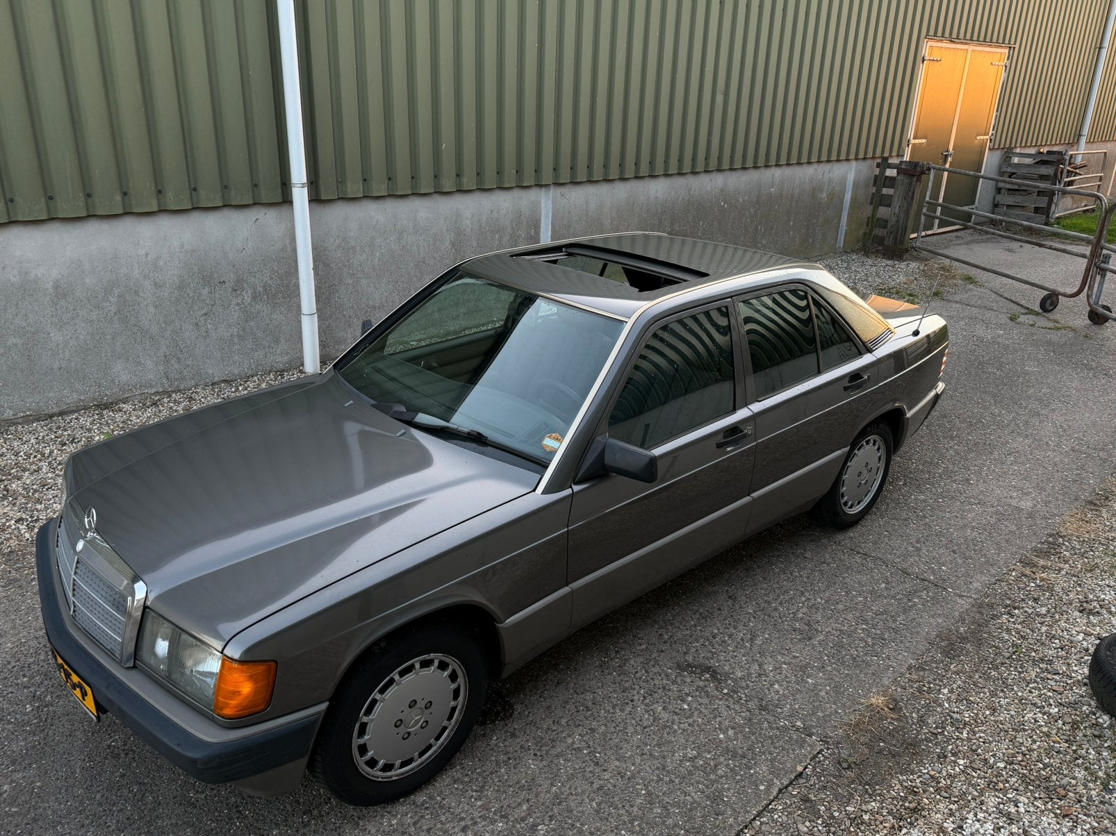 Mercedes-Benz 190E 2.0 | 20.000 Km | Première peinture, Autos, Mercedes-Benz, Particulier, Série 190, Essence, Automatique, Enlèvement