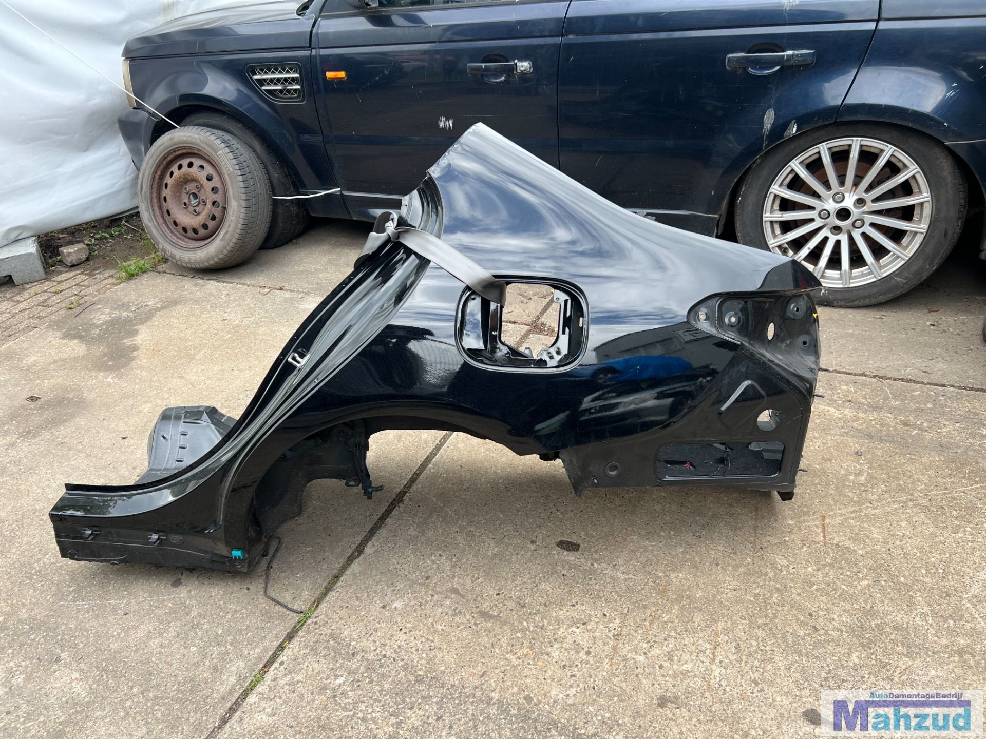 Mercedes Classe C W206, bas de caisse arri re gauche hybride, Mercedes-Benz AG, Mercedes-Benz, Utilisé, Mercedesstrasse 120
70372  Stuttgart, DE
