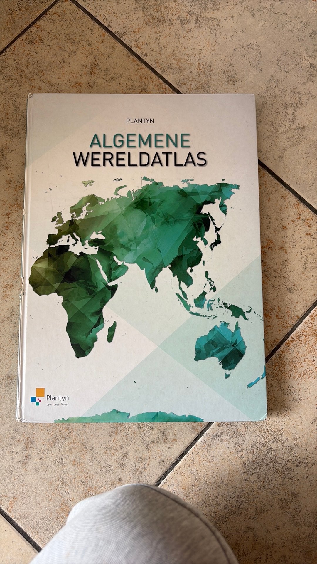 Plantyn Algemene Wereldatlas editie 2012, Boeken, Atlassen en Landkaarten, Ophalen of Verzenden, Dirk Vanderhallen Etienne Van Hecke