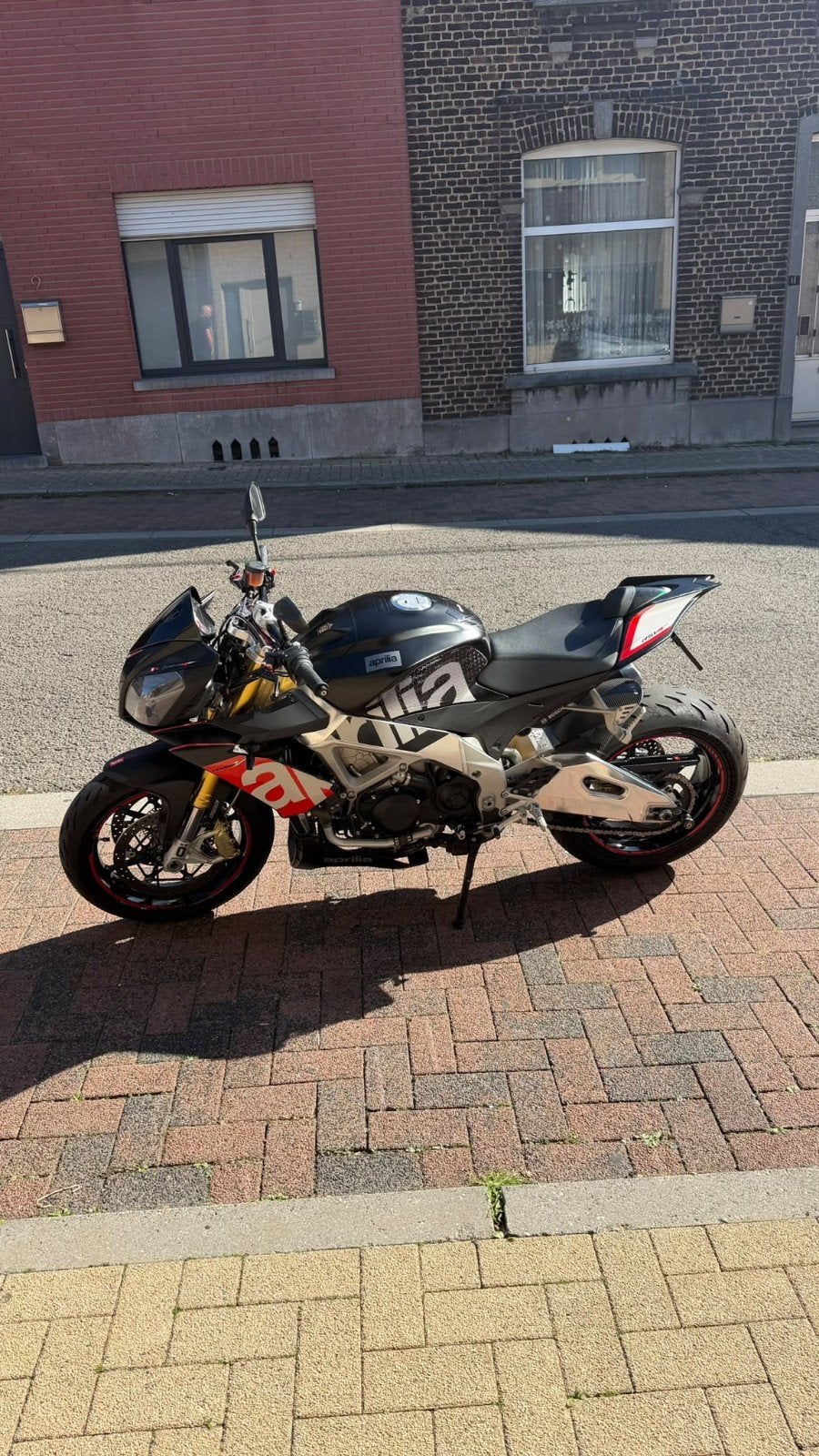 aprilia tuono rsv4 aprc splendide, Motos, Entreprise, Neuf, Contrôle de traction