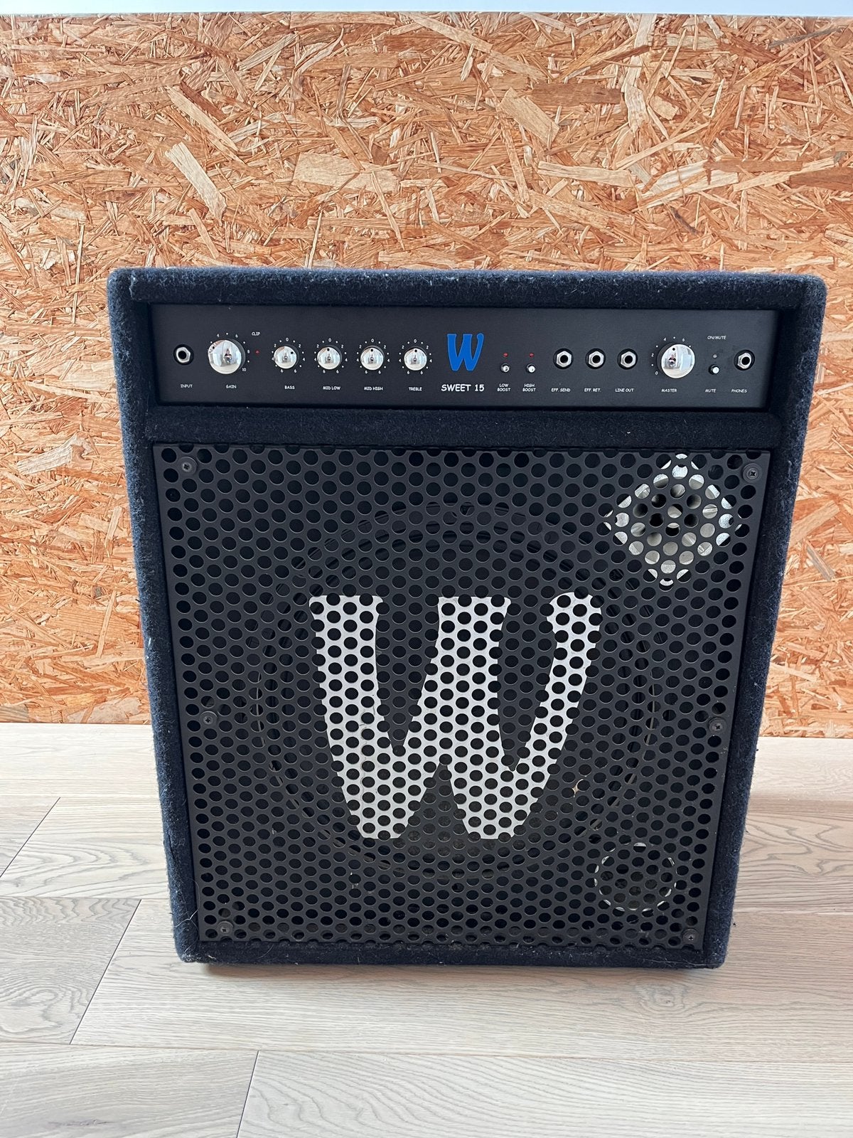 Ampli basse, Muziek en Instrumenten, Ophalen, Zo goed als nieuw