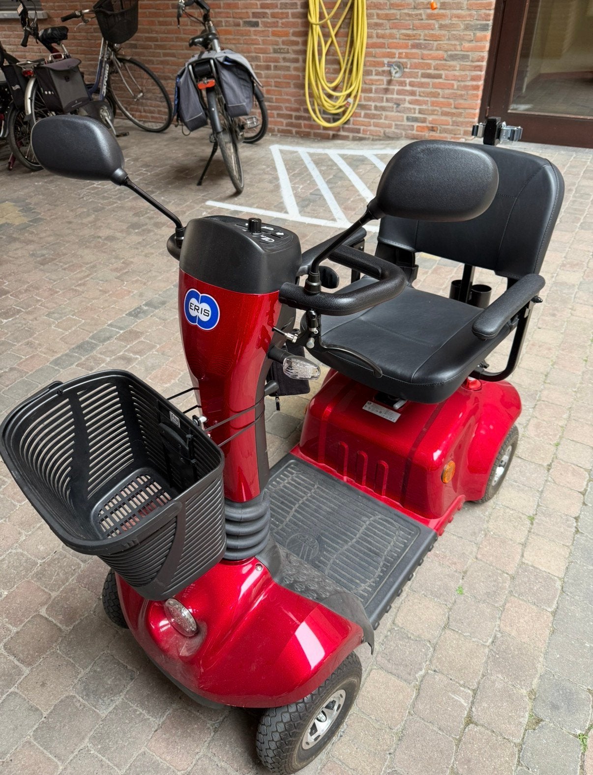 Senioren scooter erid, Ophalen, Zo goed als nieuw, 16 t/m 25 km, 16 km/u of meer