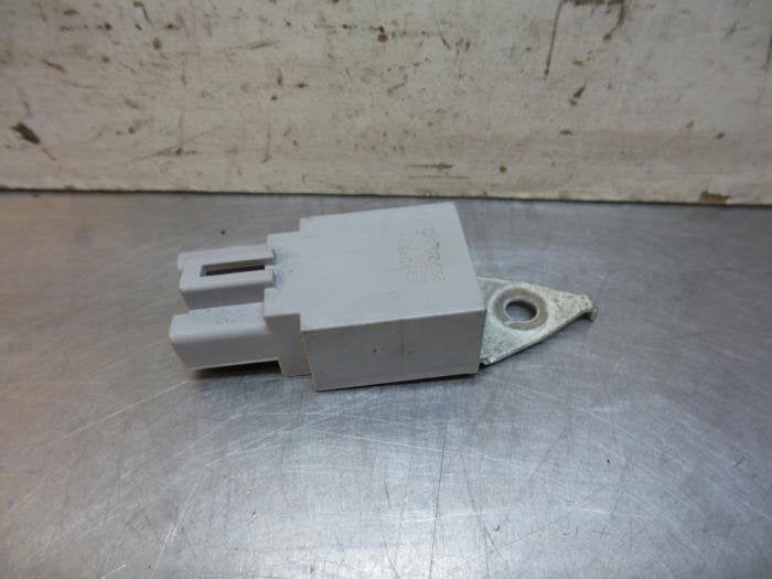 Radio condensator van een Toyota Prius (Prius 04-), Gebruikt, -, -, Ophalen of Verzenden