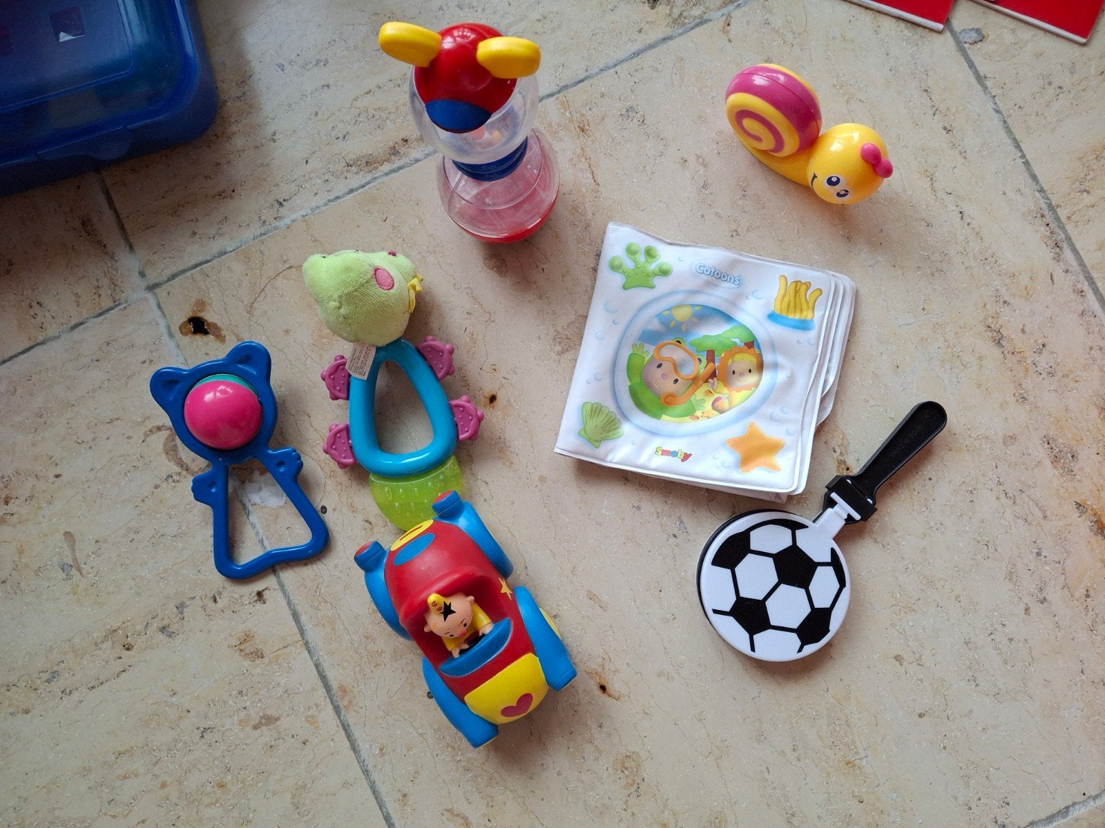 paquet de jouets pour bébé : voir plusieurs photos, Enlèvement