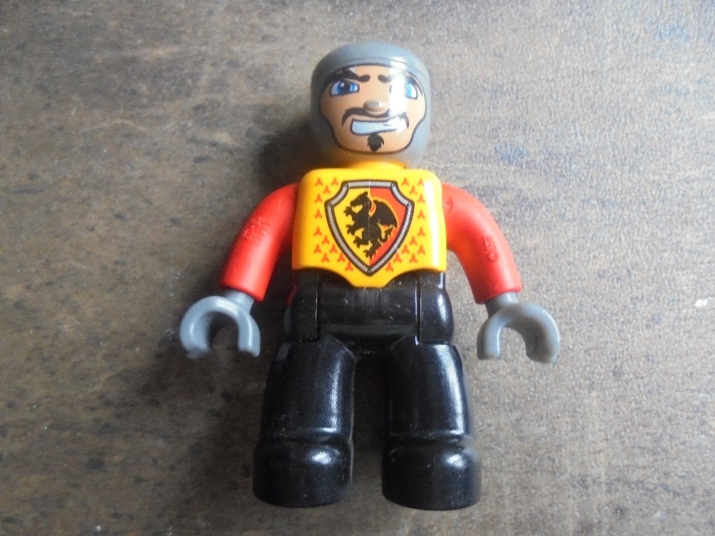 Lego Duplo Castle Figure Male (zie foto's), Enlèvement ou Envoi, Utilisé, Duplo, Briques en vrac